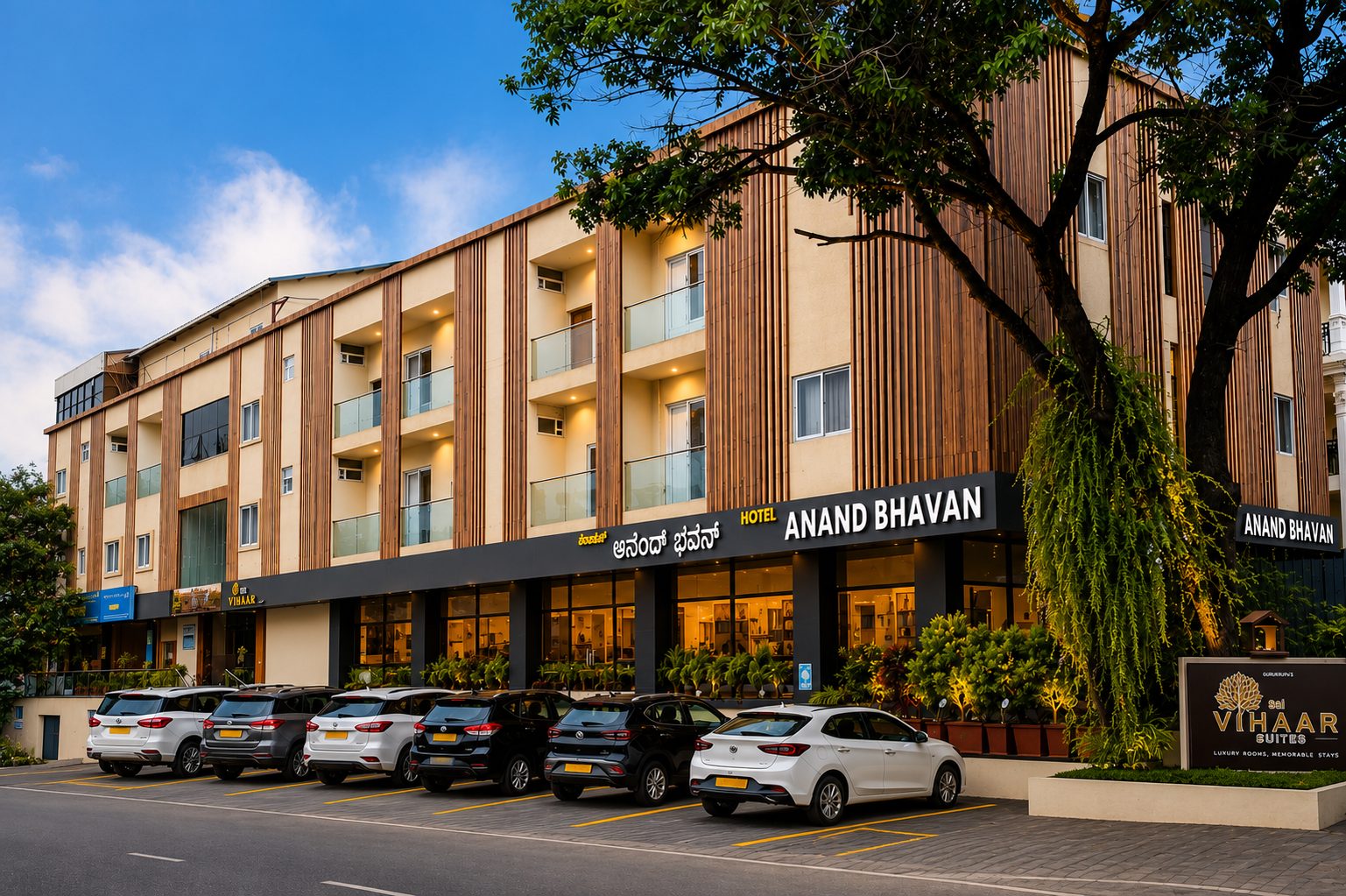 Sai Vihaar Inn & Suites Exterior Full Building